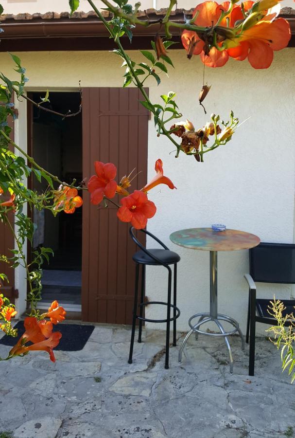 Chambre D'Hote Chez Titi Audenge Exterior photo